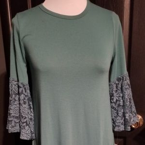 LuLaRoe Maurine XS